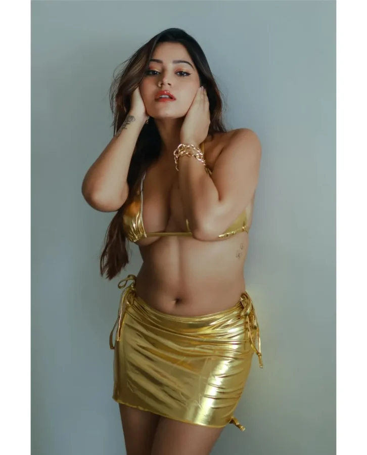 Simran Kaur (symrann.k) Bold Photos (67)