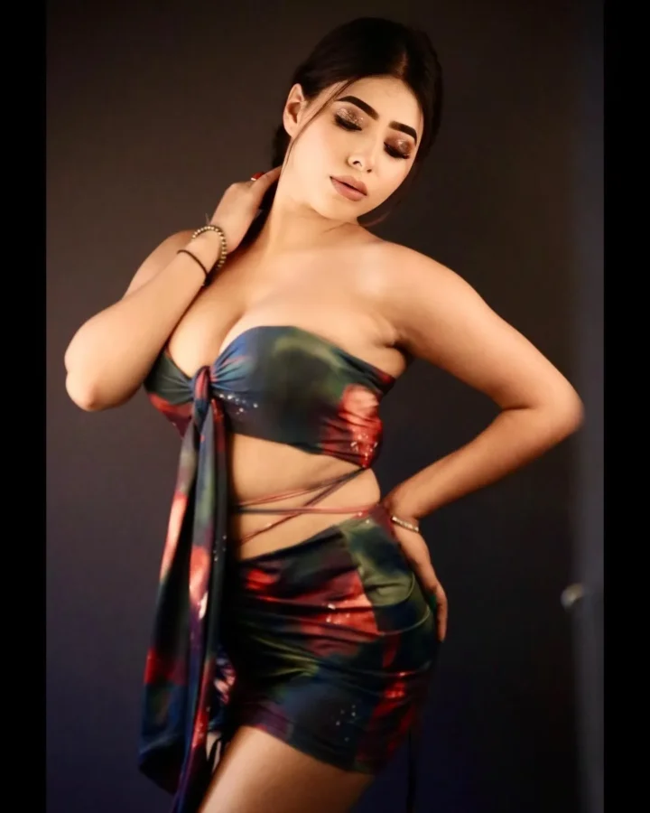 Rajlaxmi Das (saanvi032) Sexy Cleavage Hot Saree Images (89)