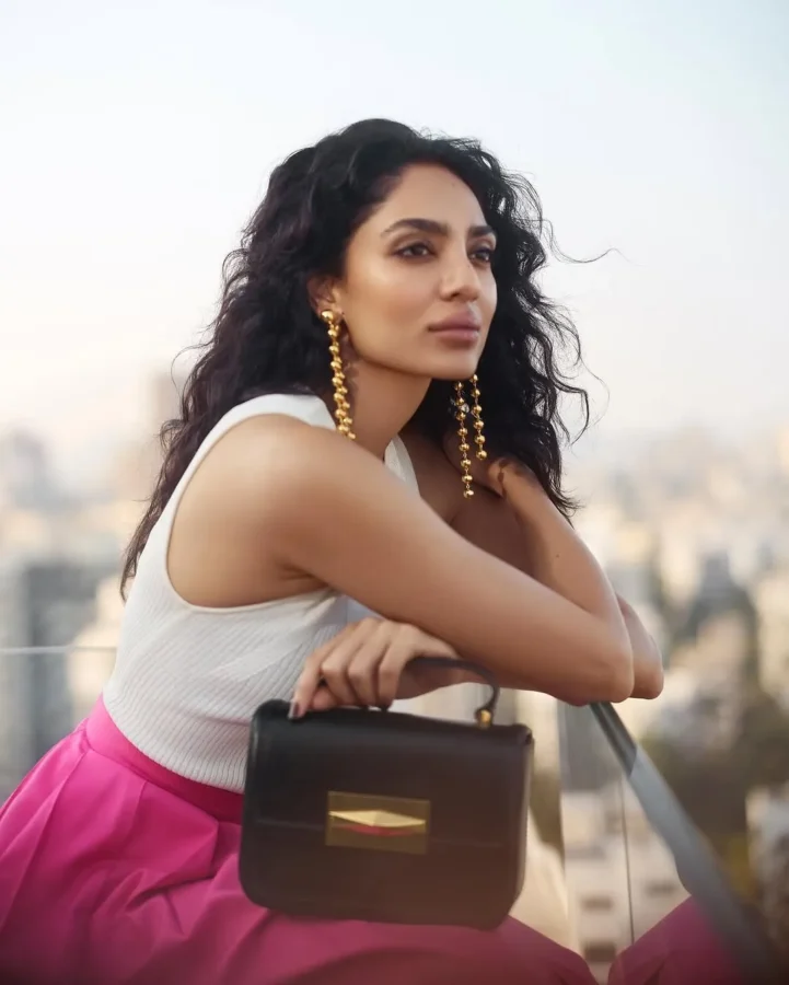 Sobhita Dhulipala Photos (84)