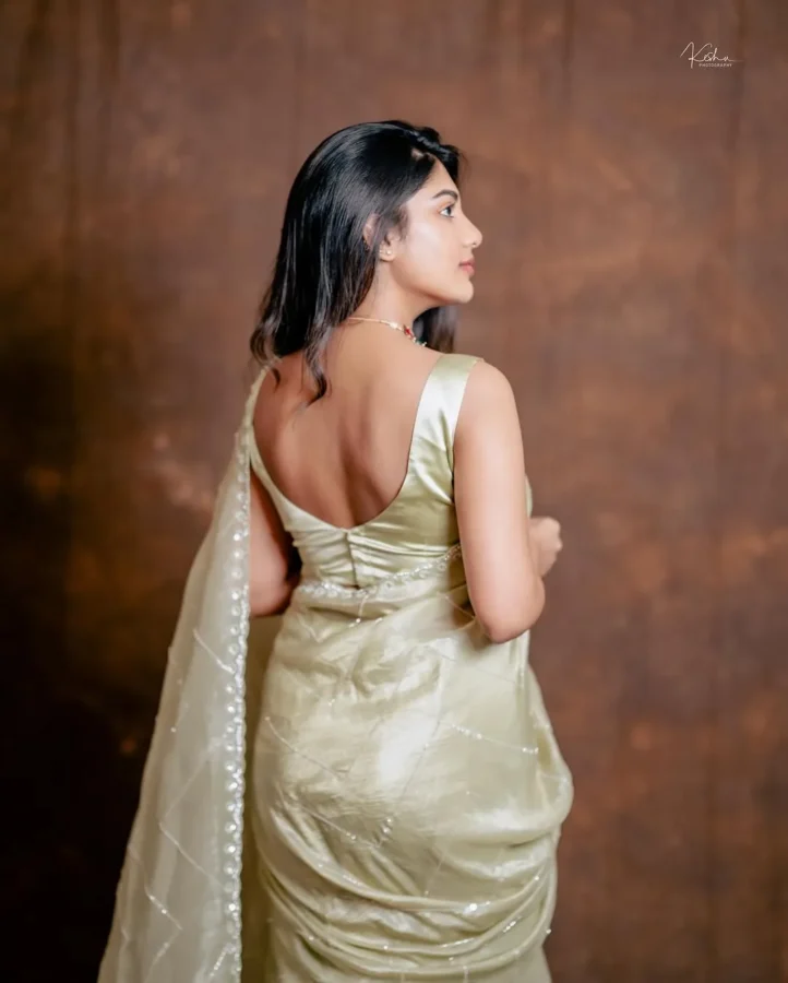 Supritha Naidu Photos (1)