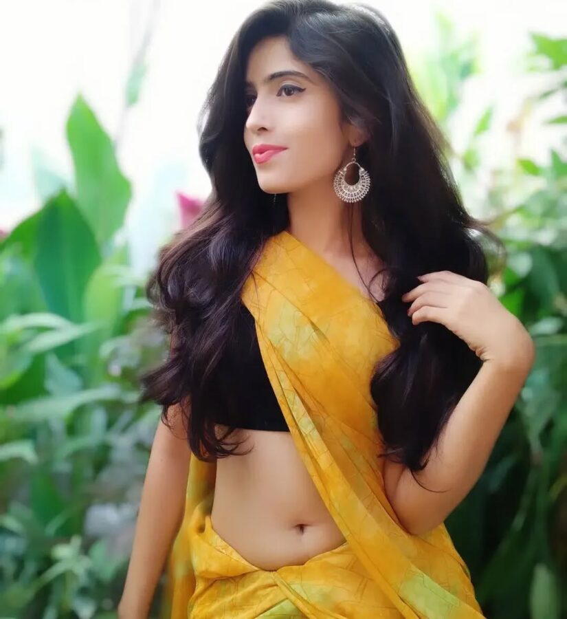 Sexy Deep And Hot Navel Girls On Instagram (67)