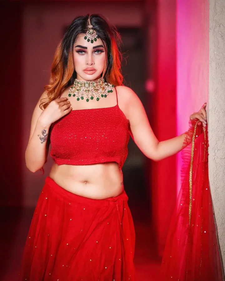 Jiya Roy Hot And Sexy Photos (18)