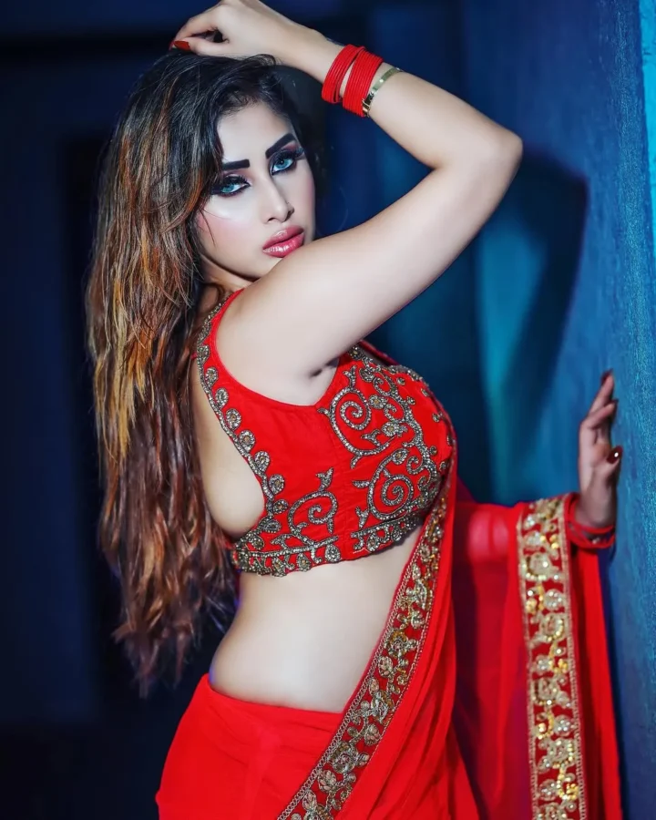 Jiya Roy Hot And Sexy Photos (24)