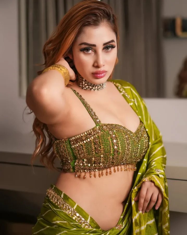 Jiya Roy Hot And Sexy Photos (33)