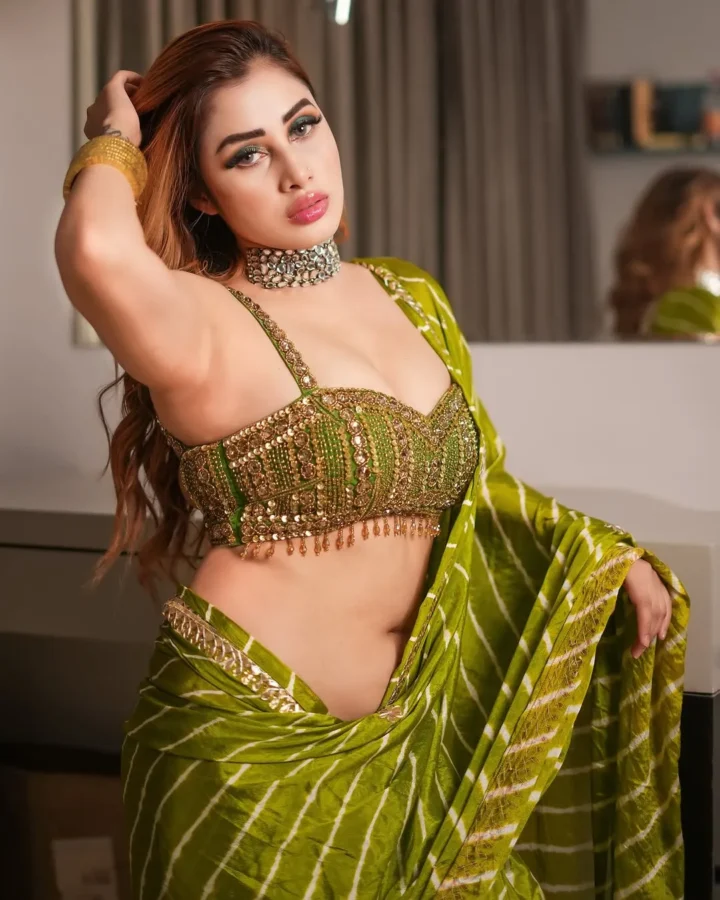 Jiya Roy Hot And Sexy Photos (36)