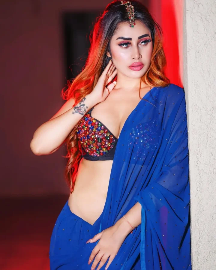 Jiya Roy Hot And Sexy Photos (5)