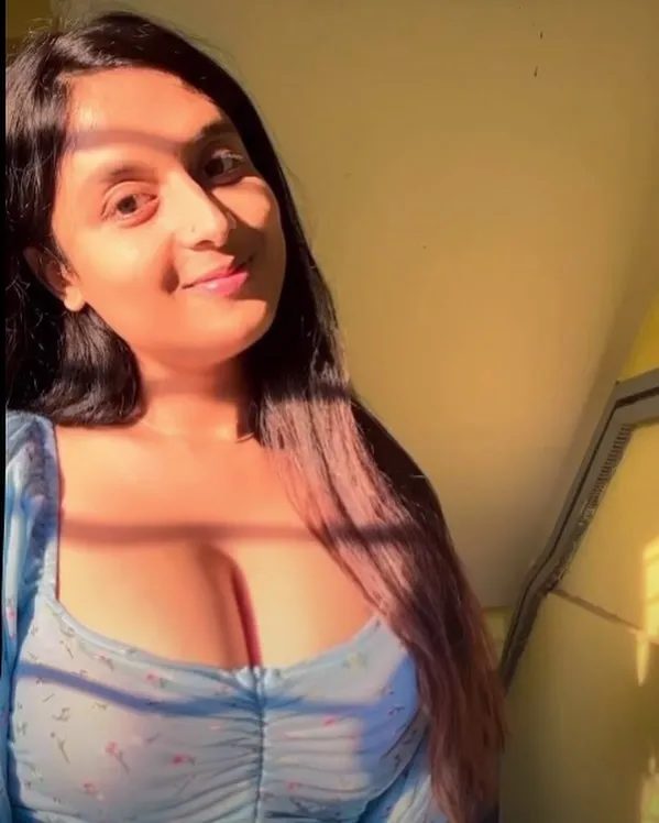 Sannati Mitra Hot Big Busty Photos, The Bengali Model (23)